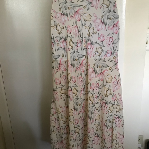 Wet seal , long skirt,size 7-8, multicolor floral - Picture 4 of 15